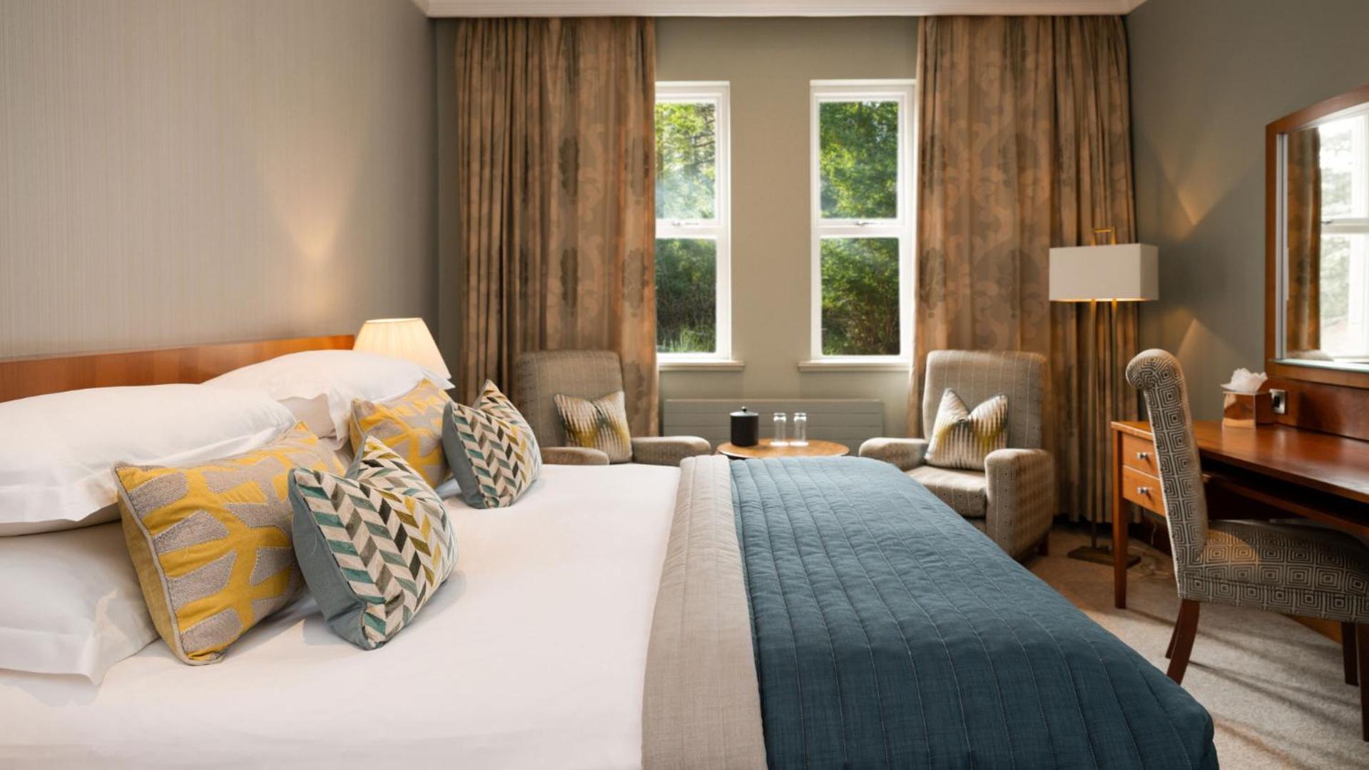 The Culloden Estate And Spa Holywood  Ngoại thất bức ảnh A bedroom at The Old Course Hotel, St Andrews