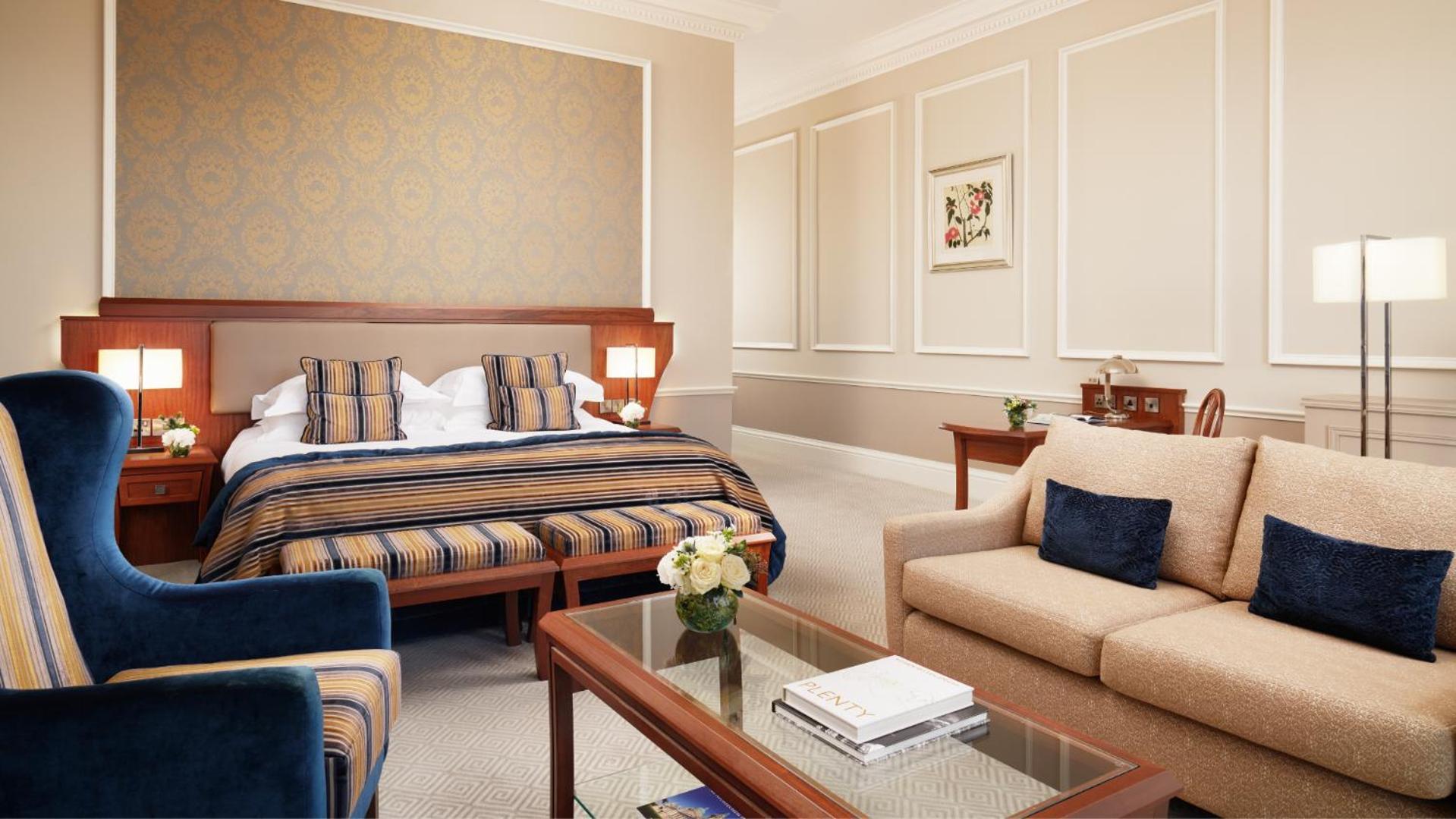 The Culloden Estate And Spa Holywood  Ngoại thất bức ảnh A suite at the InterContinental London